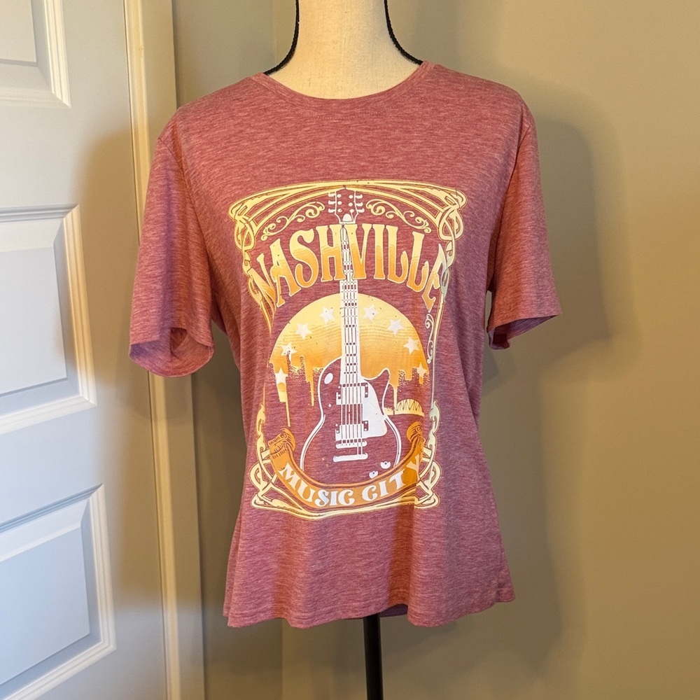 Nashville Graphic Tee in Heather Rose